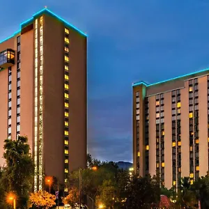 Отель Hotel Burbank